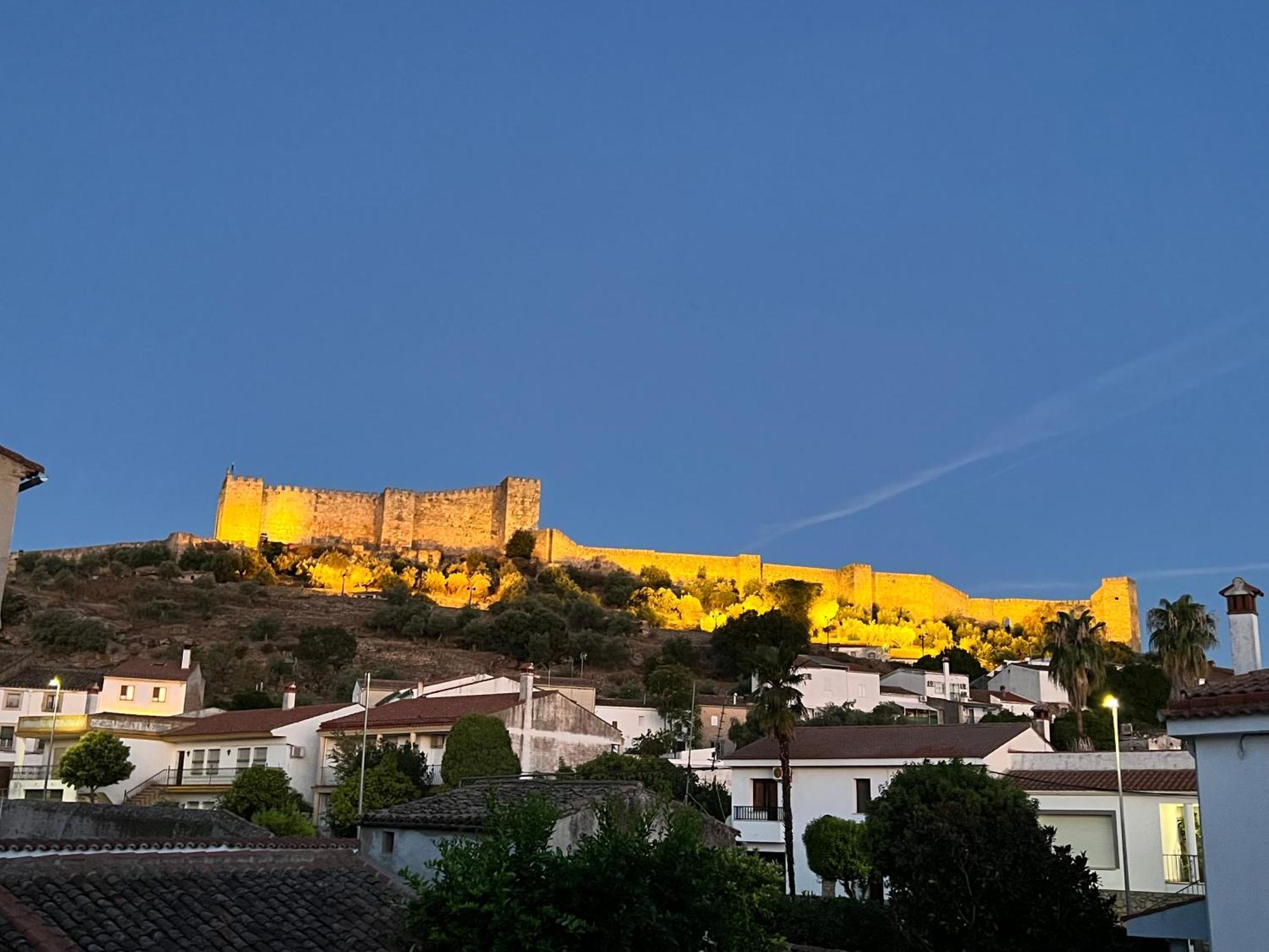 Grupo Garcia De Paredes Apartamentos Turisticos Трухильо Екстериор снимка