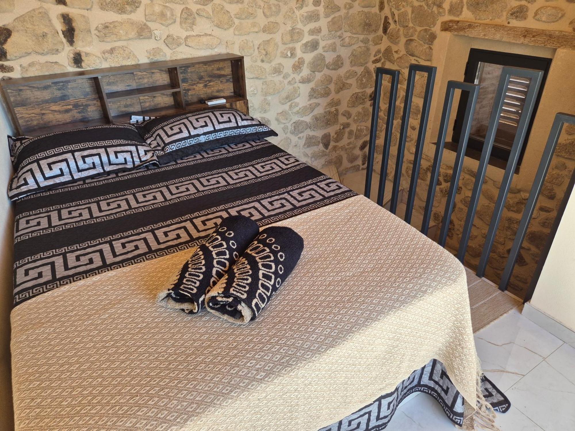 Grupo Garcia De Paredes Apartamentos Turisticos Трухильо Екстериор снимка