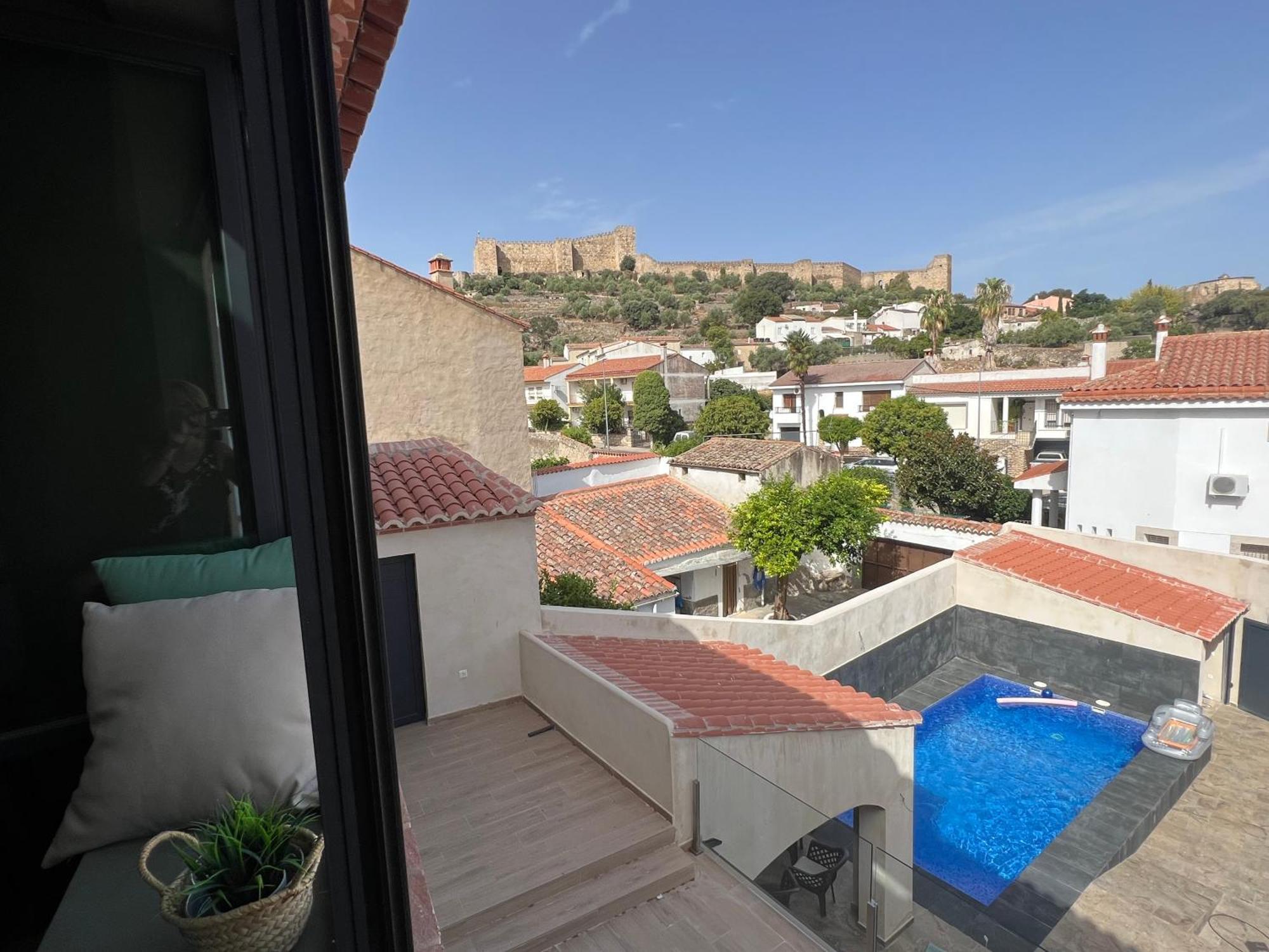 Grupo Garcia De Paredes Apartamentos Turisticos Трухильо Екстериор снимка